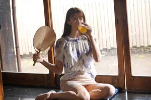 Mùa hè buồn chán ở quê trả bài vợ yêu nhà sát bên thiếu thốn vì lấy người chồng già